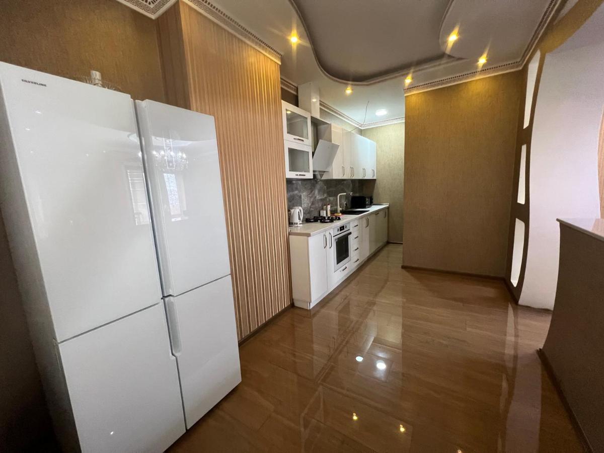 Cosy Apartment In The City Centre Tbilisi Bagian luar foto