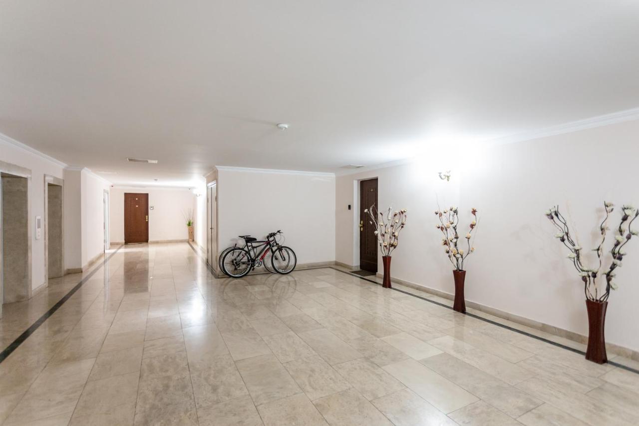 Cosy Apartment In The City Centre Tbilisi Bagian luar foto