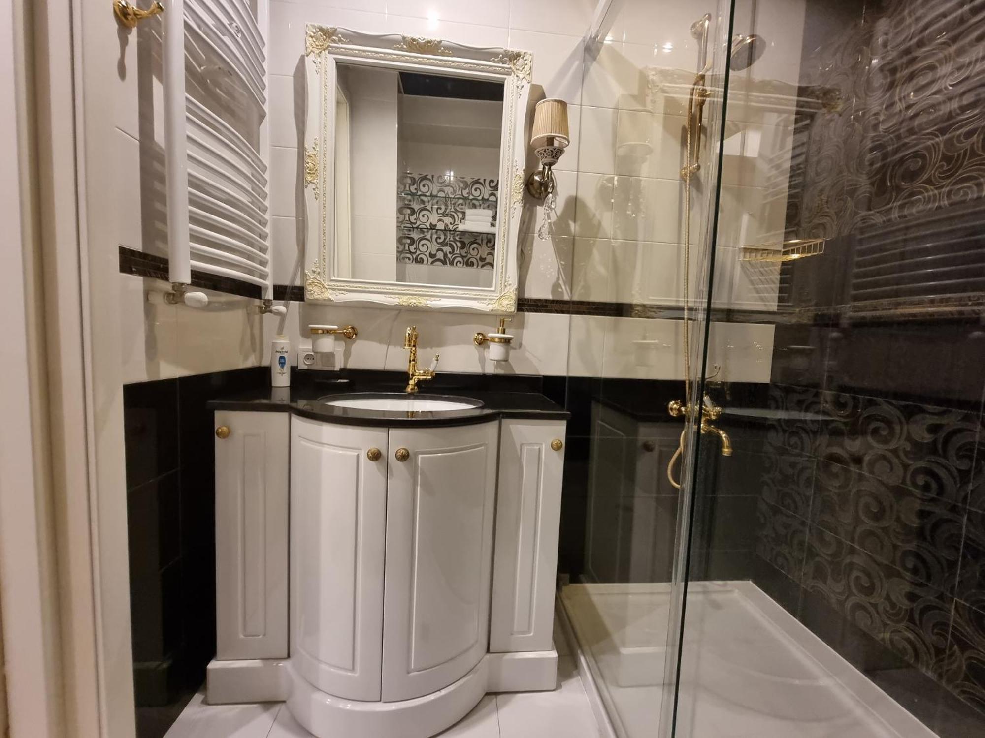 Cosy Apartment In The City Centre Tbilisi Bagian luar foto